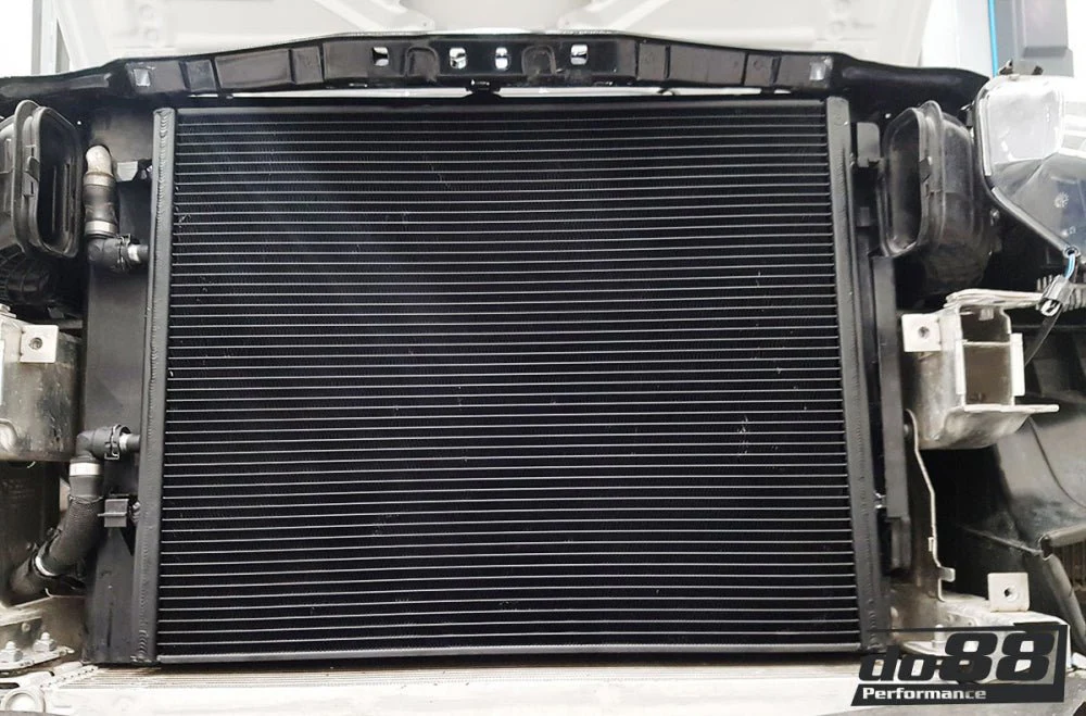 DO88 Front Chargecooler Radiator (BMW F8X M2C / M3 / M4) - Image 4