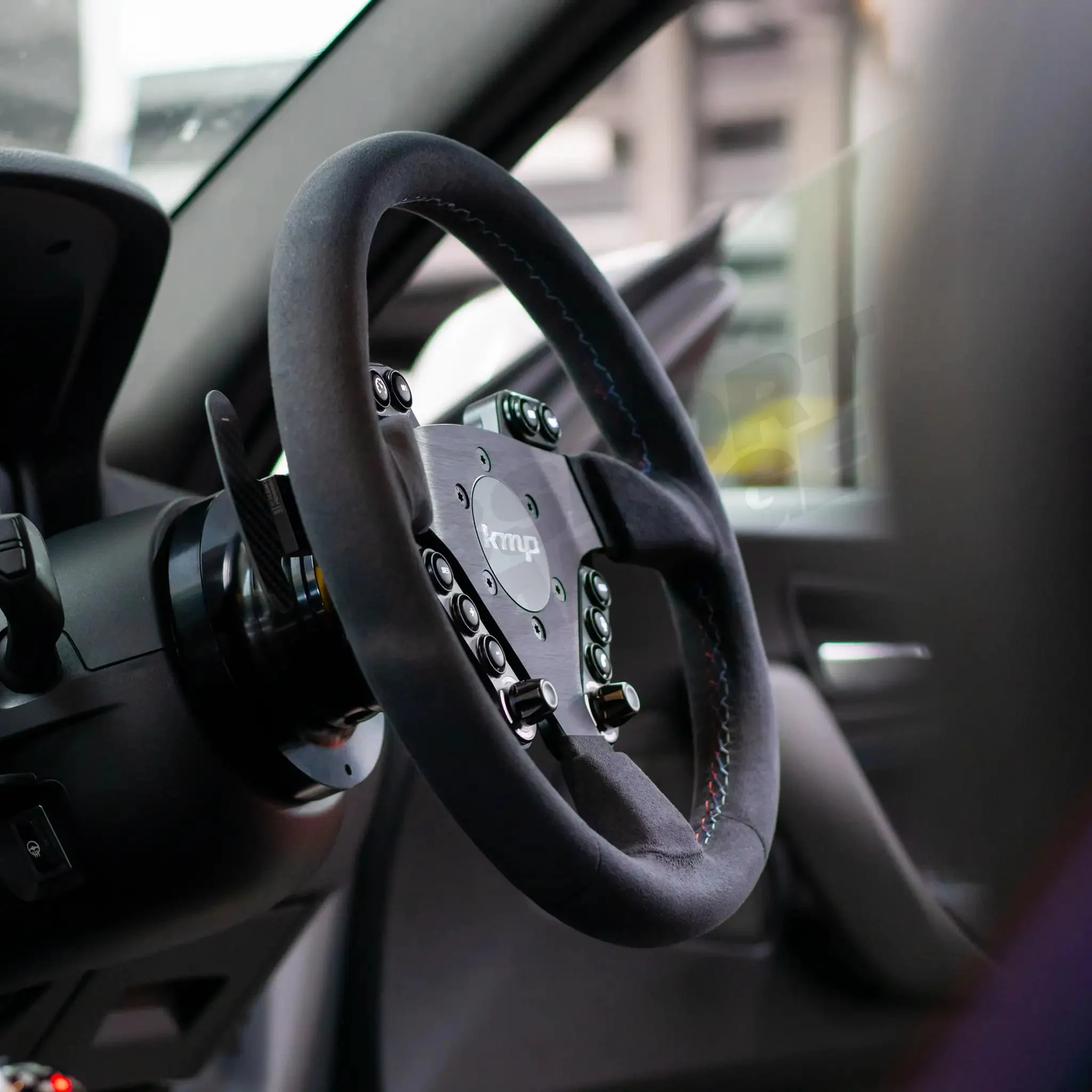 KMP Clubsport Steering Wheel BMW FXX - Image 4