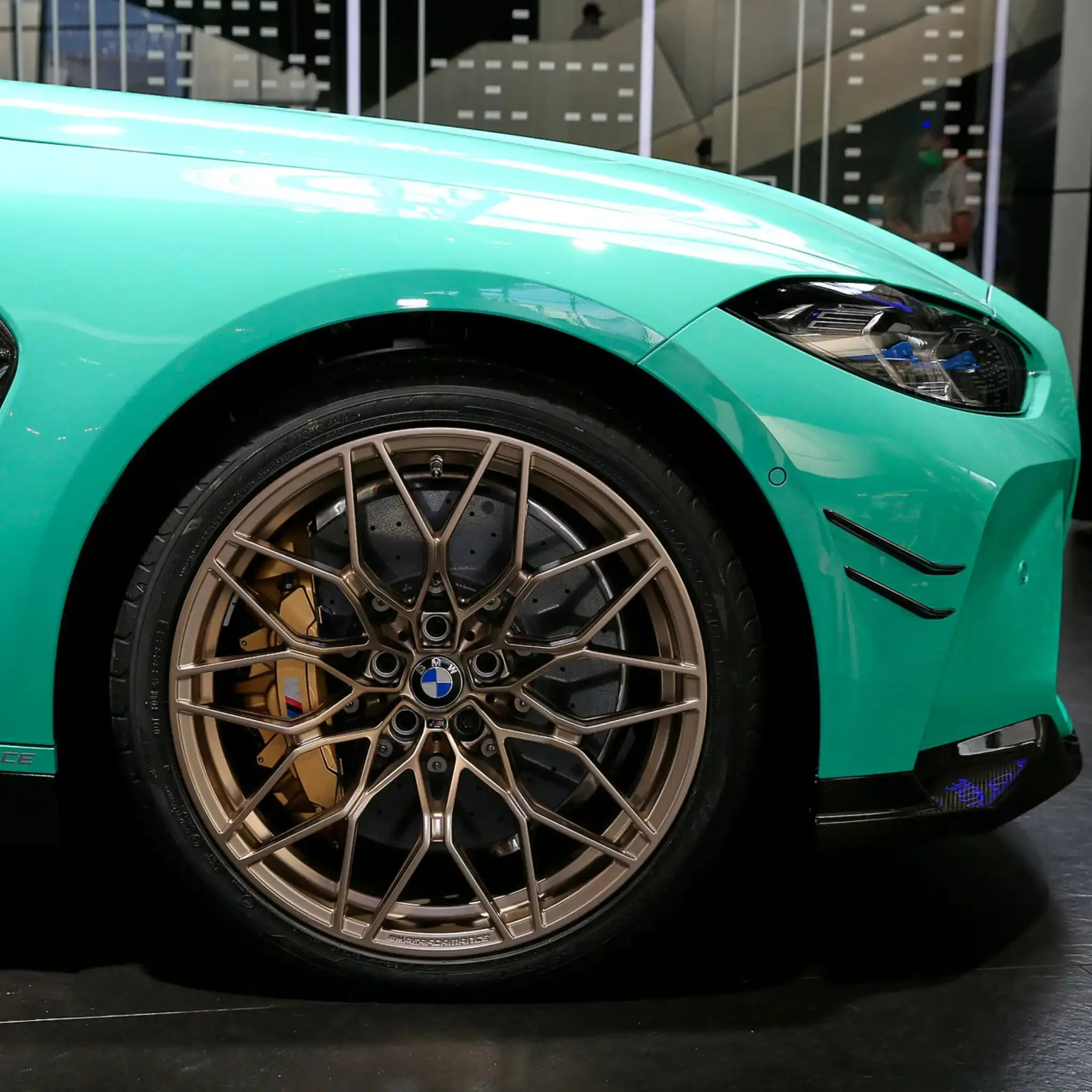 Yokohama Advan Sport V107 Tyre - Image 2